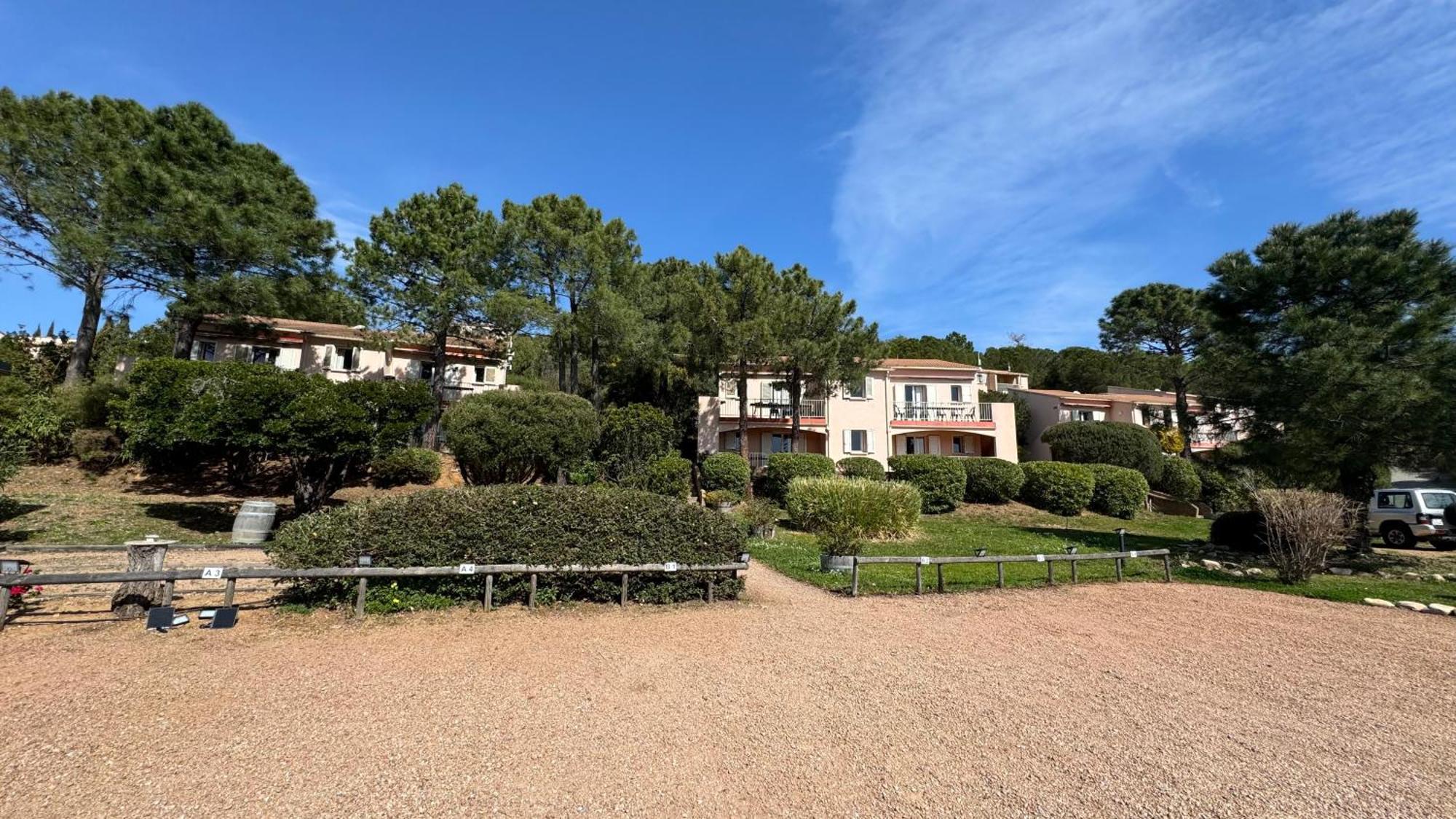 Residence Le Telemaque 孔卡 外观 照片