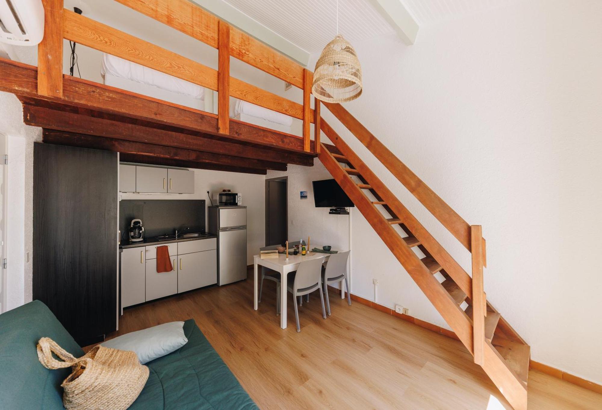 Residence Le Telemaque 孔卡 外观 照片